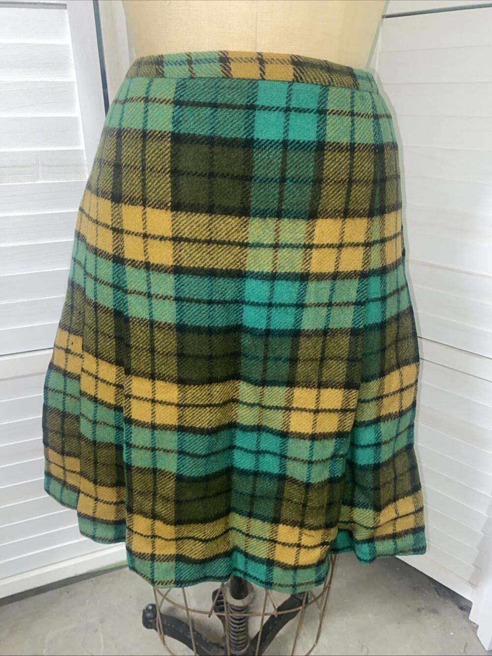 Vintage 60s Garland Plaid Pleated Wool Skirt Kilt Knee Length Business Small